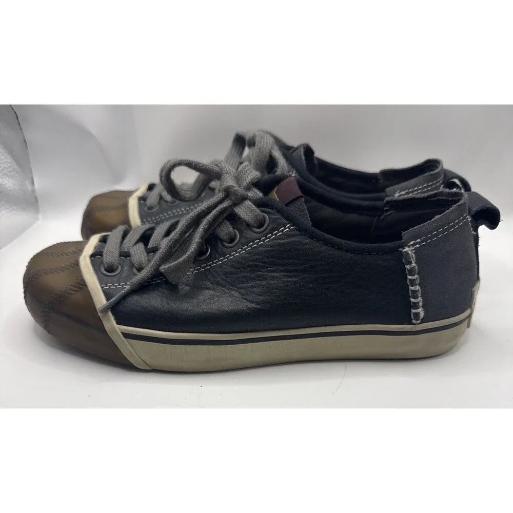 Sorel Sentry low-top sneakers dark gray leather upper Rubber Toe Size 7 Eur 36.5